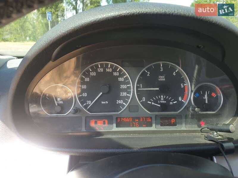 Универсал BMW 3 Series 2003 в Киеве фото 14 Универсал BMW 3 Series 2003 в Киеве