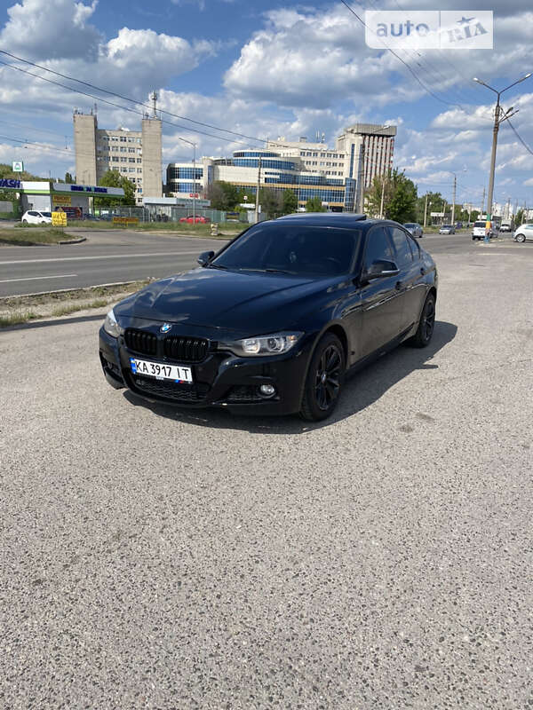 Седан BMW 3 Series 2015 в Харкові