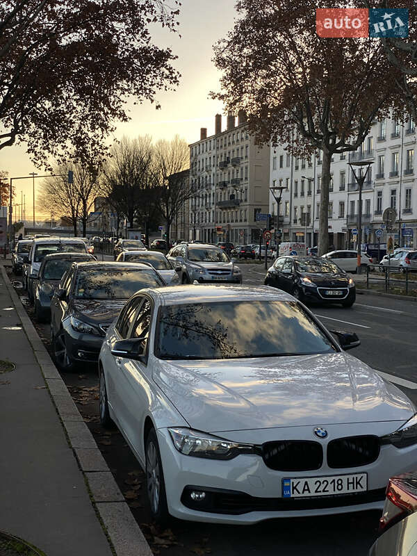 BMW 3 Series 2017