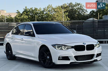 Седан BMW 3 Series 2015 в 
