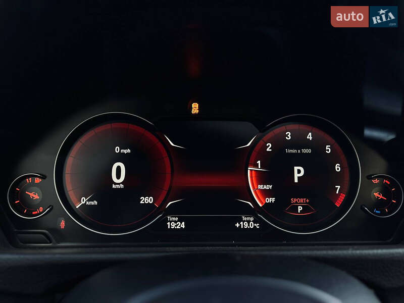 Седан BMW 3 Series 2015 в Киеве