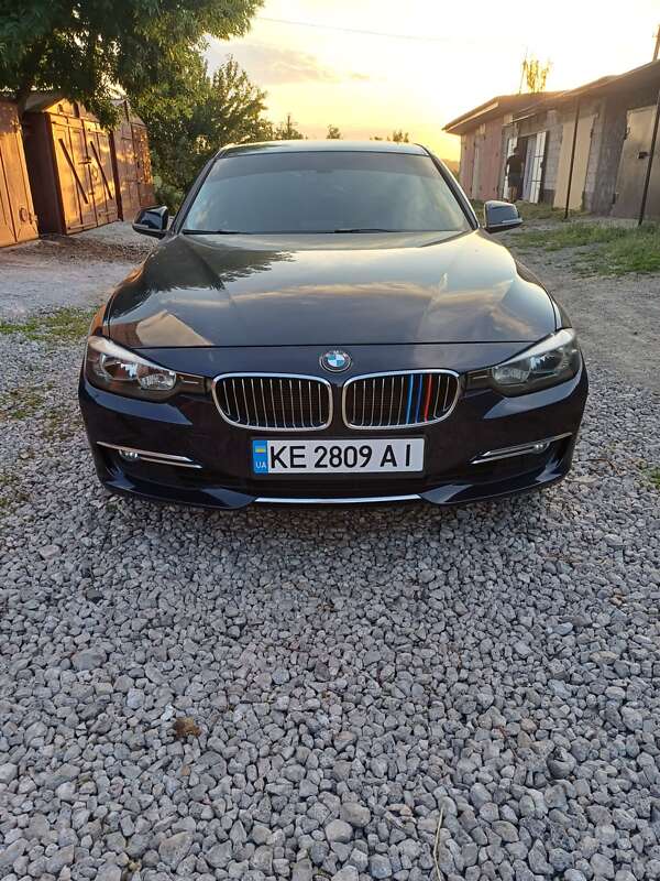 Седан BMW 3 Series 2012 в Кривом Роге