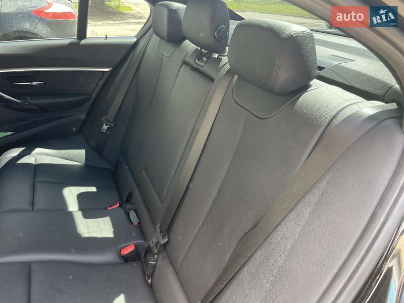 Седан BMW 3 Series 2018 в Одессе фото 38 Седан BMW 3 Series 2018 в Одессе