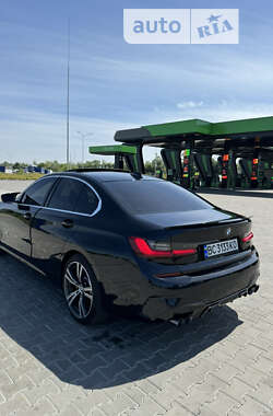 Седан BMW 3 Series 2021 в Стрию