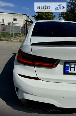 Седан BMW 3 Series 2020 в Ізмаїлі