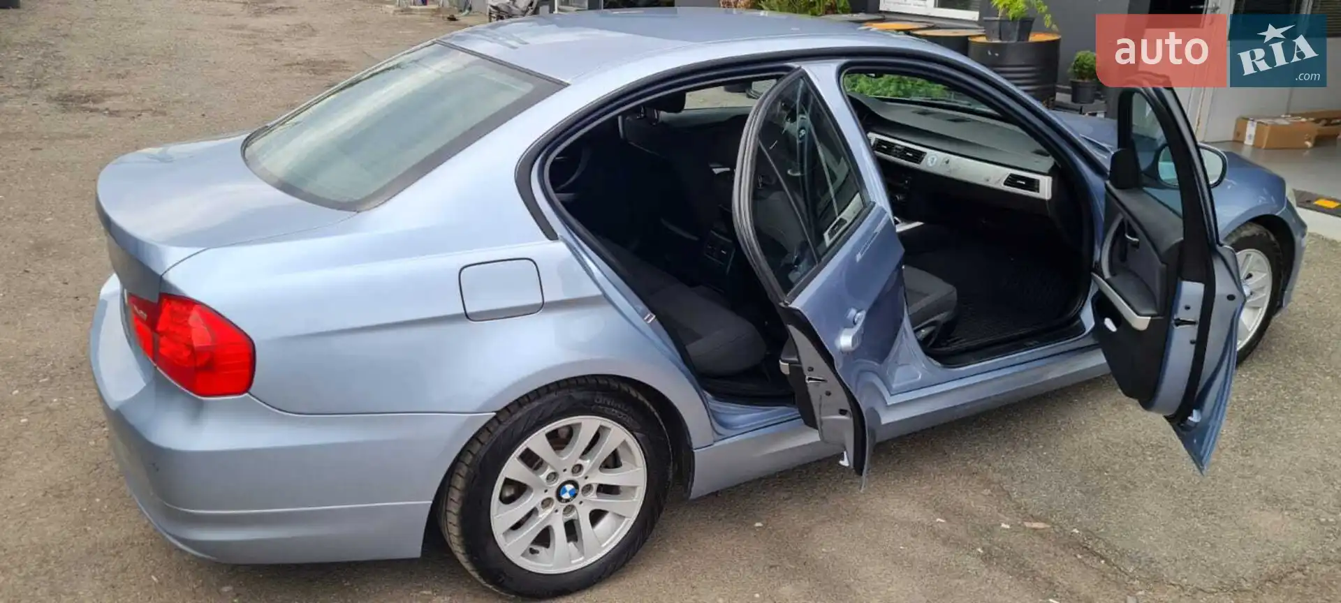 2010 BMW 3er - мініатюра 9