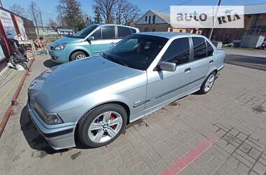 Седан BMW 3 Series 1998 в Прилуках