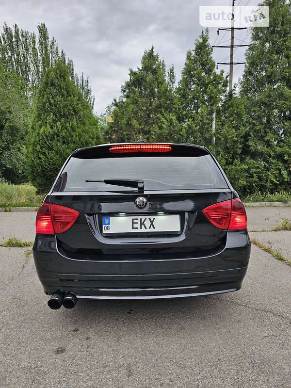 Универсал BMW 3 Series 2005 в Запорожье