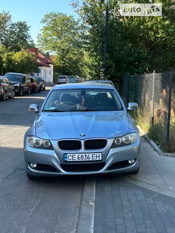 Седан BMW 3 Series 2008 в Черновцах