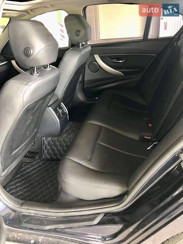 Седан BMW 3 Series 2014 в Киеве