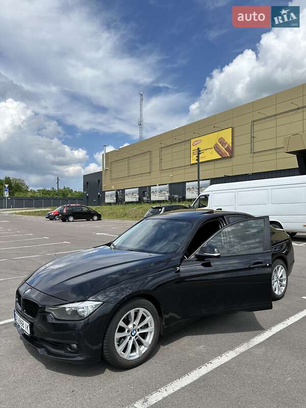 Седан BMW 3 Series 2016 в Ровно