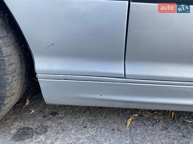 Седан BMW 3 Series 2002 в Млинове фото 26 Седан BMW 3 Series 2002 в Млинове