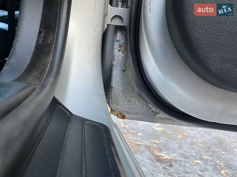 Седан BMW 3 Series 2002 в Млинове фото 38 Седан BMW 3 Series 2002 в Млинове