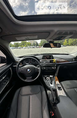Седан BMW 3 Series 2017 в Запоріжжі