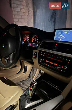 Седан BMW 3 Series 2013 в Никополе