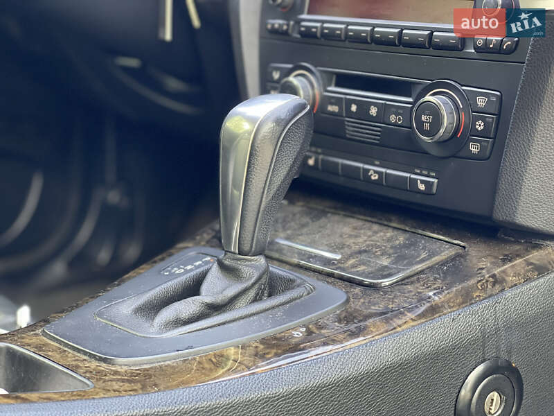 Купе BMW 3 Series 2007 в Кропивницком фото 8 Купе BMW 3 Series 2007 в Кропивницком