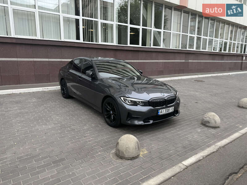 BMW 3 Series 2021