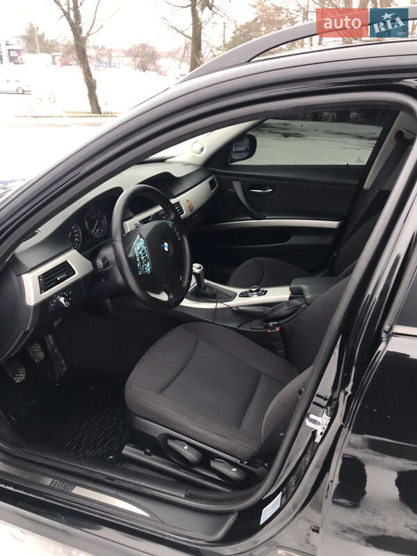 Универсал BMW 3 Series 2009 в Ровно фото 14 Универсал BMW 3 Series 2009 в Ровно