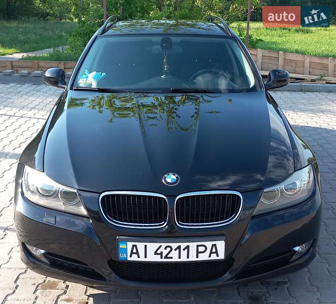 BMW 3 Series 2009