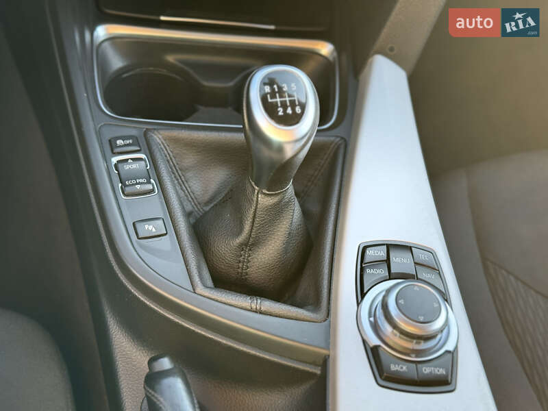 Универсал BMW 3 Series 2013 в Киеве