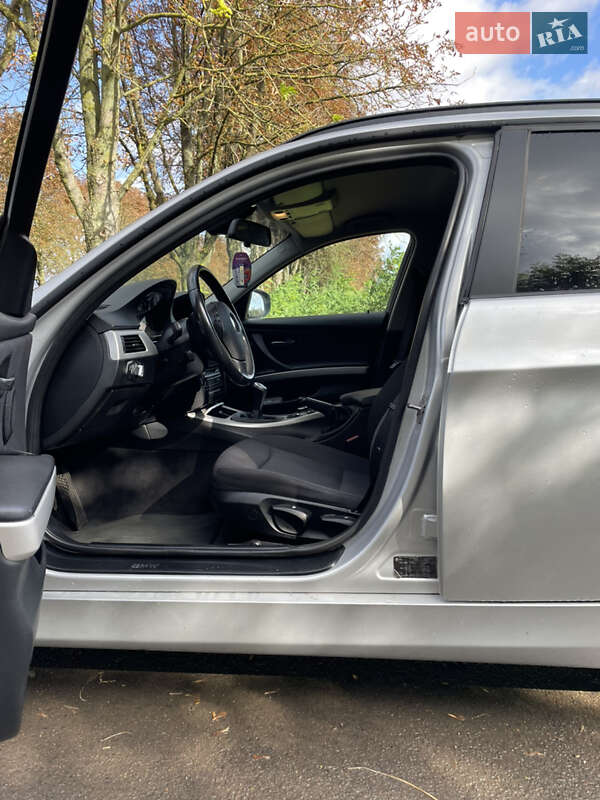 Универсал BMW 3 Series 2011 в Луцке