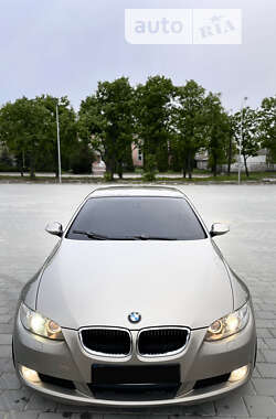 Кабриолет BMW 3 Series 2008 в Черкассах