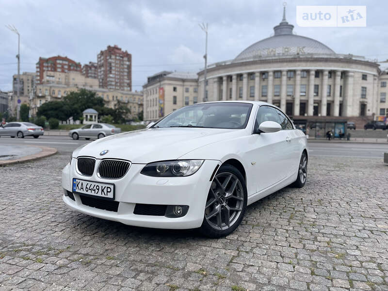 Кабриолет BMW 3 Series 2008 в Киеве