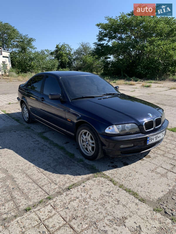 Седан BMW 3 Series 1998 в Белгороде-Днестровском