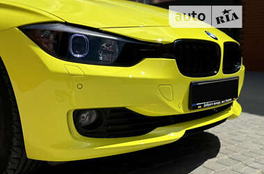 Седан BMW 3 Series 2013 в Виннице