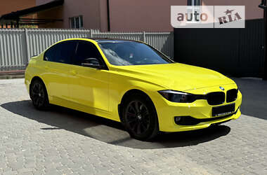 Седан BMW 3 Series 2013 в Виннице