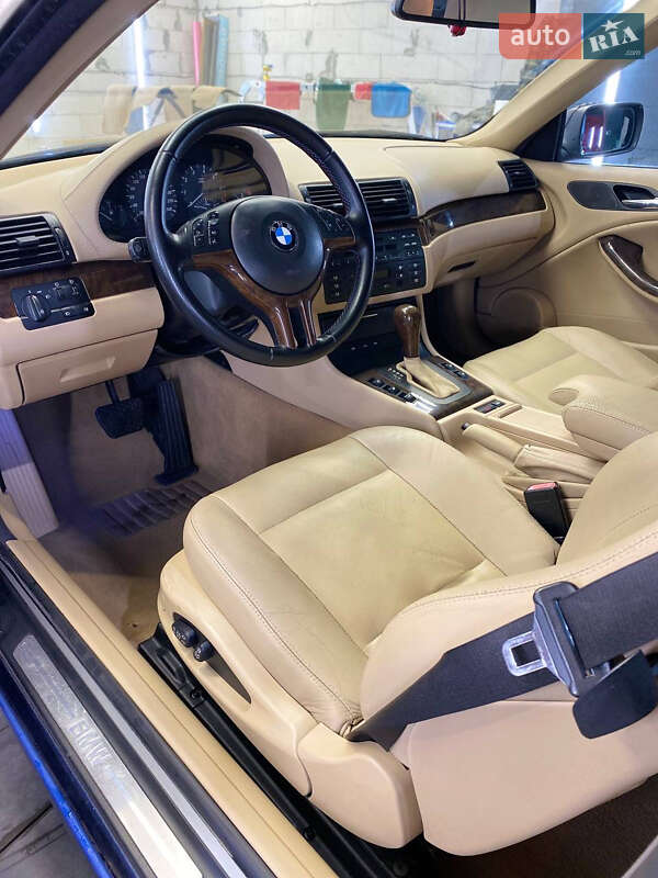 Кабріолет BMW 3 Series 2004 в Києві