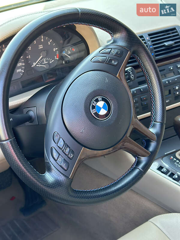 Кабріолет BMW 3 Series 2004 в Києві