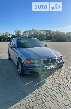Седан BMW 3 Series 1994 в Одесі