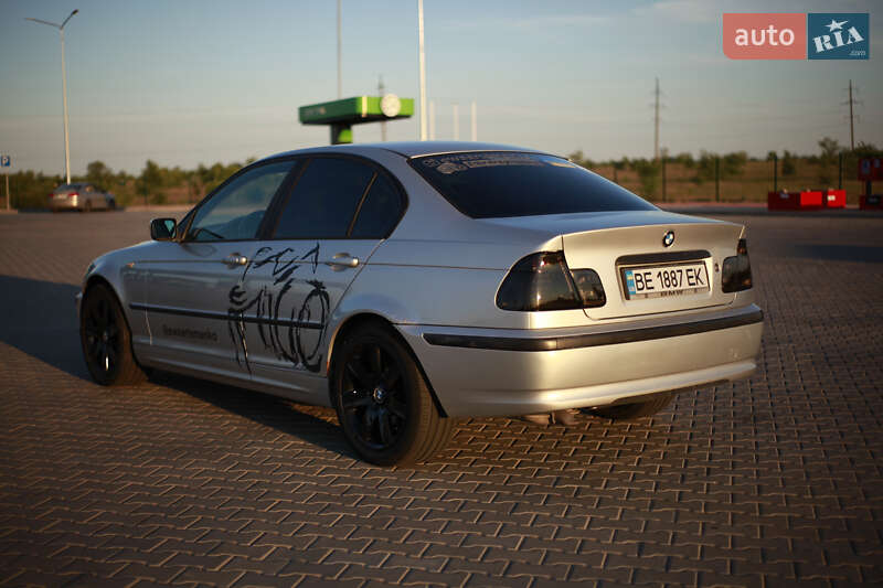 Седан BMW 3 Series 2001 в Николаеве