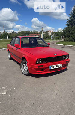 Купе BMW 3 Series 1983 в Ровно