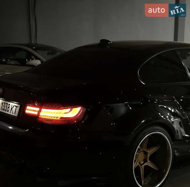 Купе BMW 3 Series 2009 в Києві