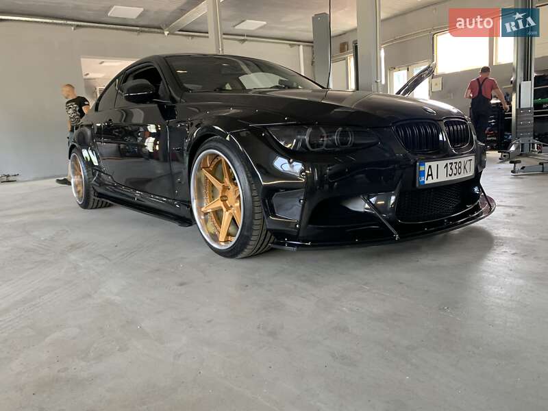 Купе BMW 3 Series 2009 в Києві