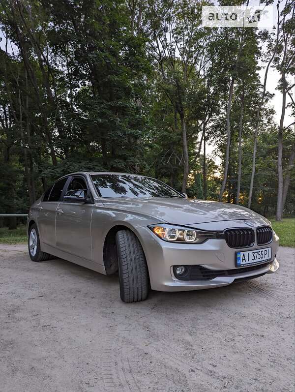 Седан BMW 3 Series 2012 в Белой Церкви