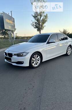 Седан BMW 3 Series 2013 в Первомайську