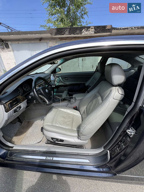 Купе BMW 3 Series 2007 в Киеве фото 10 Купе BMW 3 Series 2007 в Киеве