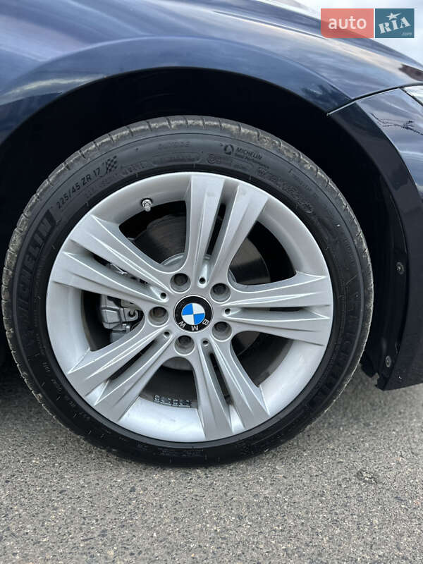 Седан BMW 3 Series 2015 в Одесі