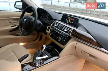 Седан BMW 3 Series 2016 в 