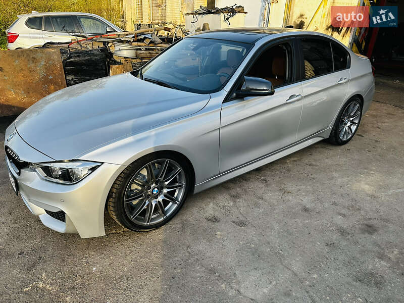 Седан BMW 3 Series 2016 в Киеве