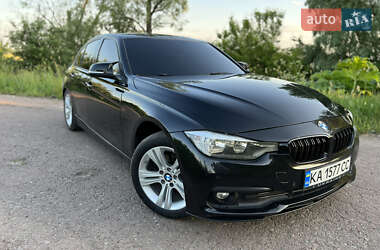 Седан BMW 3 Series 2015 в Козелеці