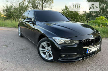 Седан BMW 3 Series 2015 в Киеве