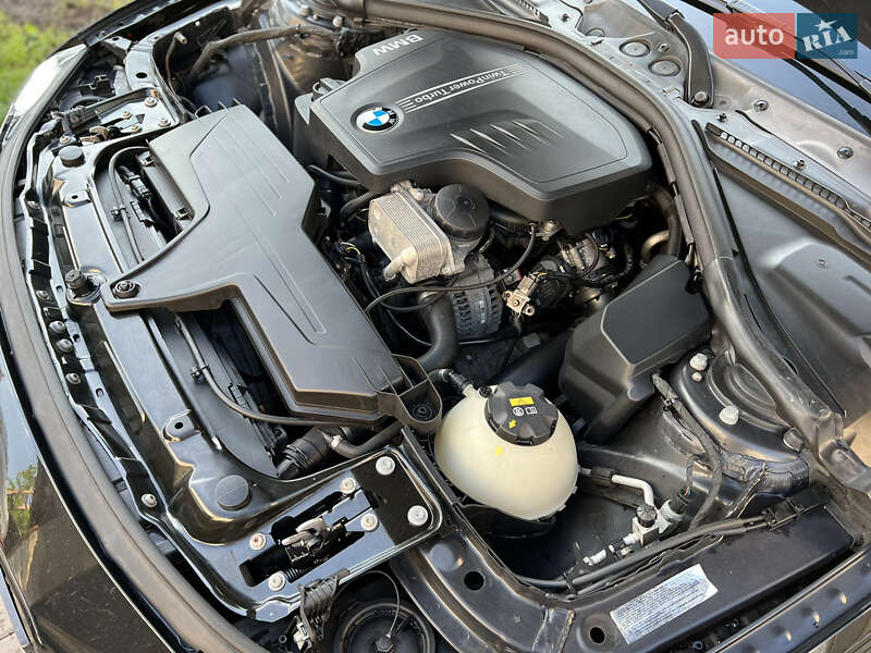 Седан BMW 3 Series 2015 в Киеве