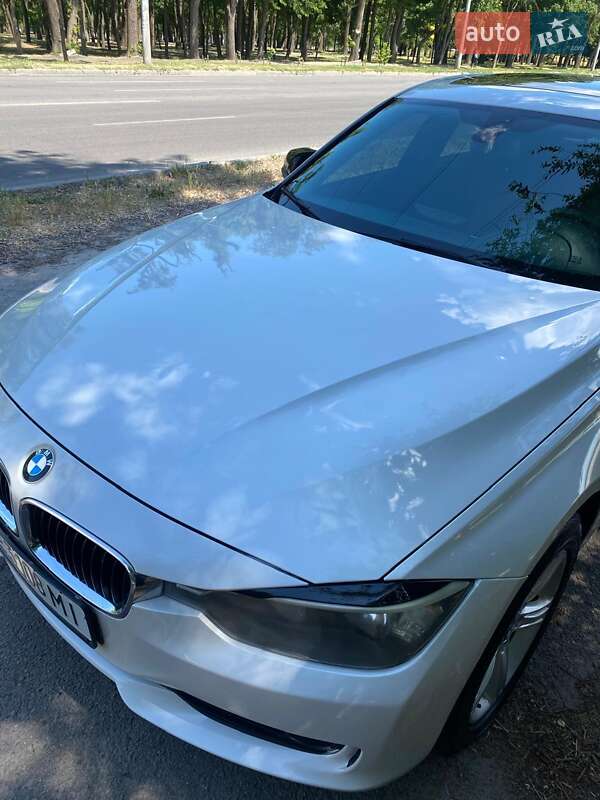 Седан BMW 3 Series 2014 в Днепре