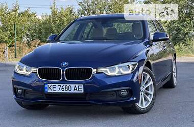 Седан BMW 3 Series 2018 в Дніпрі