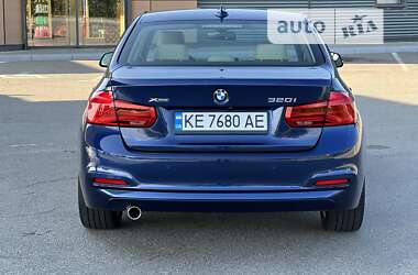 Седан BMW 3 Series 2018 в Дніпрі