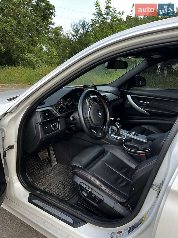 Седан BMW 3 Series 2013 в Житомире